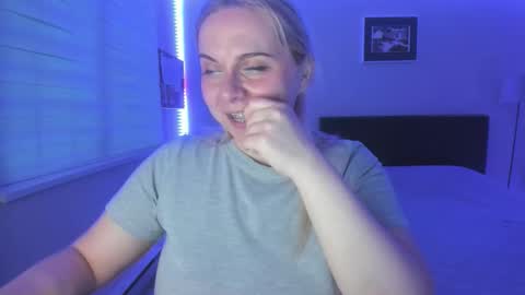 Winter Miracle online show from 12-01-25, 04:01