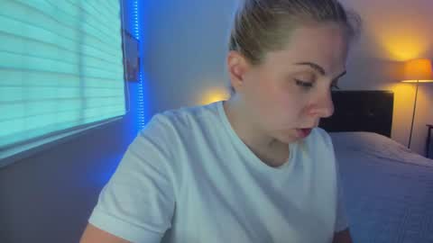 Winter Miracle online show from 12-02-25, 05:52