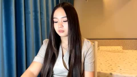 Amina online show from 11-22-25, 02:16