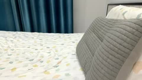 Amina online show from 04-29-26, 05:30