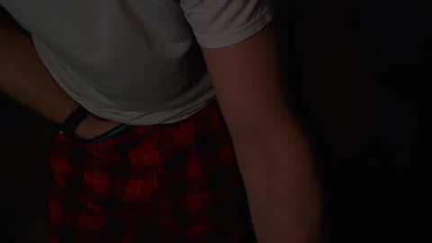 Snapshot of wipwips chatting on 03-04-26, 07:47 KiwiFruit89 online show from 03-04-26, 07:47