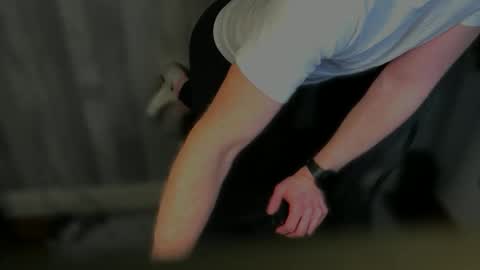 Snapshot of wipwips chatting on 03-13-26, 04:52 KiwiFruit89 online show from 03-13-26, 04:52