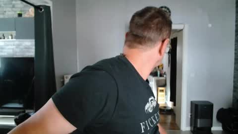 Dirty online show from 06-04-26, 10:32