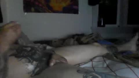 Snapshot of wisconsinhippie chatting on 06-05-26, 03:02 Hippieinwis online show from 06-05-26, 03:02