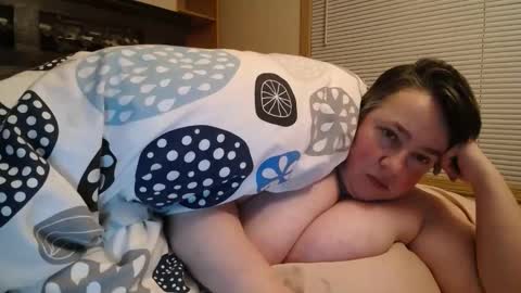 Snapshot of witchannie chatting on 02-07-26, 07:34 Annie online show from 02-07-26, 07:34