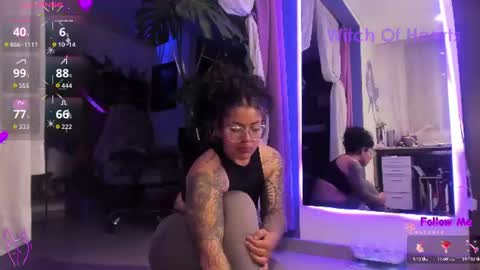     Luna Violeta  A r t i s t  online show from 06-14-26, 02:24
