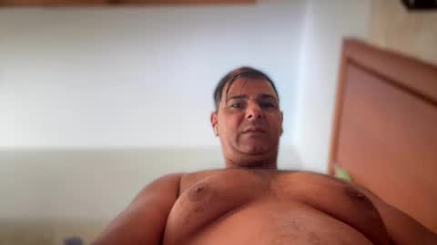 Witebull online show from 03-31-26, 09:53