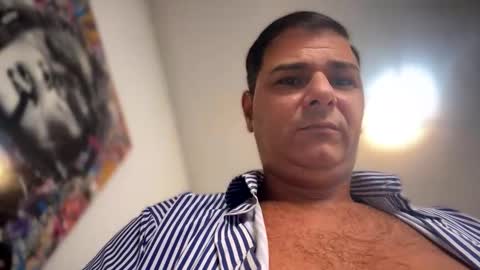 Witebull online show from 04-17-26, 07:55