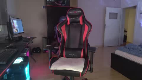 wizzman2442 online show from 02-25-25, 05:41