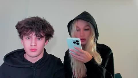 Snapshot of wladilia chatting on 11-27-25, 09:06 wladilia online show from 11-27-25, 09:06