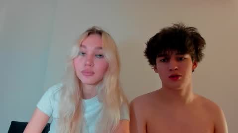 Snapshot of wladilia chatting on 11-28-25, 05:26 wladilia online show from 11-28-25, 05:26