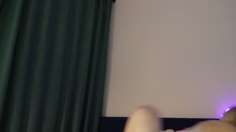 Snapshot of wladilia chatting on 02-24-26, 08:40 wladilia online show from 02-24-26, 08:40