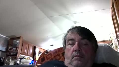 Snapshot of wldlife chatting on 09-14-25, 12:32 wldlife online show from 09-14-25, 12:32