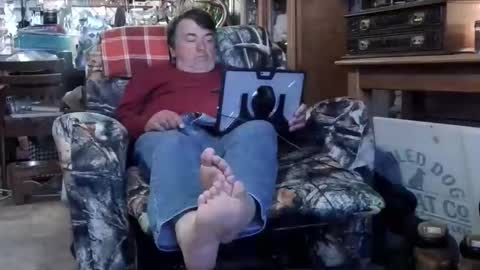 Snapshot of wldlife chatting on 11-16-25, 01:33 wldlife online show from 11-16-25, 01:33