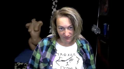 Snapshot of wleslymosw chatting on 09-25-25, 08:40 wleslymosw online show from 09-25-25, 08:40