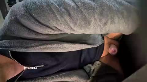 Snapshot of wnhz27 chatting on 03-04-26, 02:01 wnhz27 online show from 03-04-26, 02:01