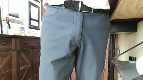 Snapshot of wobbleon chatting on 12-26-24, 04:14 Gobbleon online show from 12-26-24, 04:14