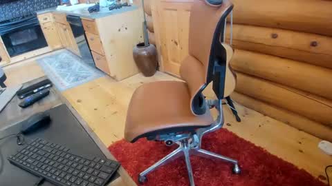 Snapshot of wobbleon chatting on 01-11-25, 05:29 Gobbleon online show from 01-11-25, 05:29