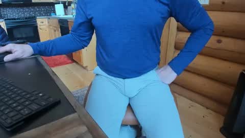 Snapshot of wobbleon chatting on 02-03-25, 06:07 Gobbleon online show from 02-03-25, 06:07