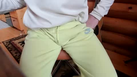 Snapshot of wobbleon chatting on 10-21-25, 06:08 Gobbleon online show from 10-21-25, 06:08