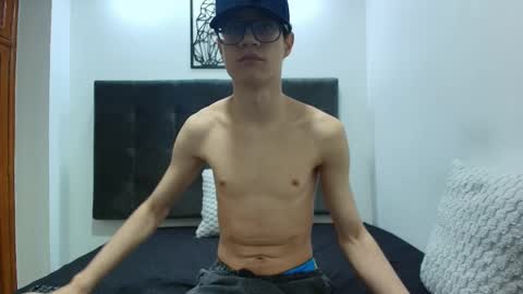  W O L F  online show from 02-25-25, 11:19