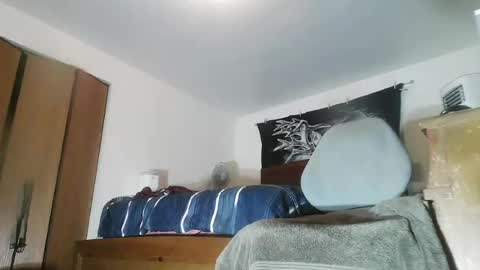 Snapshot of wolfman79 chatting on 07-11-26, 11:13 wolfman79 online show from 07-11-26, 11:13