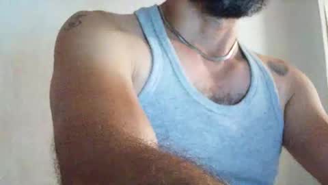 Snapshot of wolfofsea chatting on 10-18-25, 12:02 Luis online show from 10-18-25, 12:02