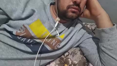 wolf boy online show from 02-02-25, 02:38