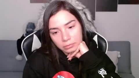 Alex online show from 12-29-24, 03:22