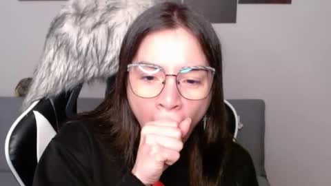 Snapshot of wolfs_daughter chatting on 02-03-26, 02:10 Alex online show from 02-03-26, 02:10