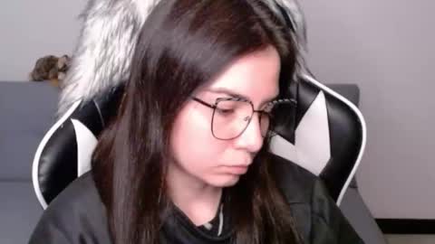 Snapshot of wolfs_daughter chatting on 02-28-26, 02:23 Alex online show from 02-28-26, 02:23