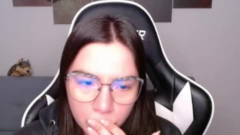 Alex online show from 07-04-26, 02:18