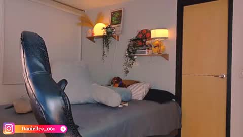   online show from 06-12-26, 03:16