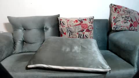 Snapshot of wonderfullight chatting on 01-29-25, 06:22 SHENIEL RODRIGUEZ online show from 01-29-25, 06:22