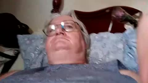 Snapshot of woodpecker115 chatting on 01-28-25, 07:21 woodpecker115 online show from 01-28-25, 07:21