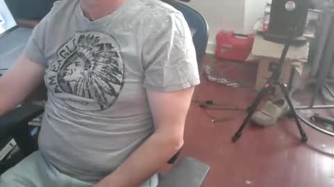 woodworker6473 online show from 01-12-26, 01:38