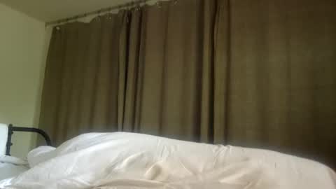 woof_wolf37 online show from 04-19-26, 06:10