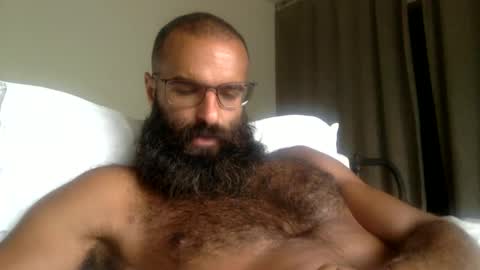 woof_wolf37 online show from 06-02-26, 03:47