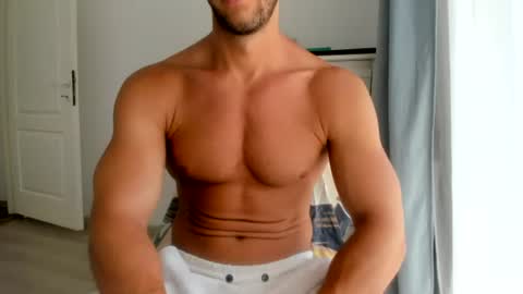 Wolfie online show from 06-17-26, 08:28
