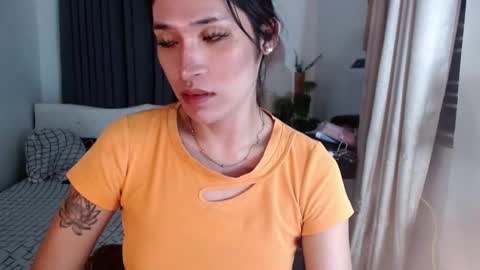 Camilla online show from 12-04-25, 10:57