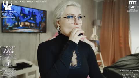 Goddess Sophy online show from 10-17-25, 01:14