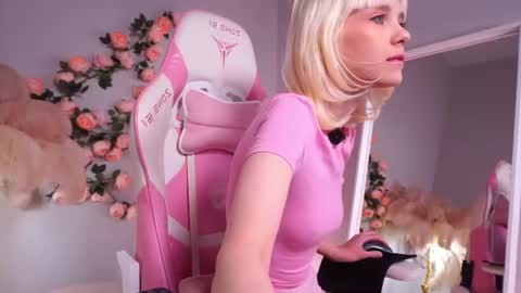 wow_angel online show from 07-10-26, 05:45
