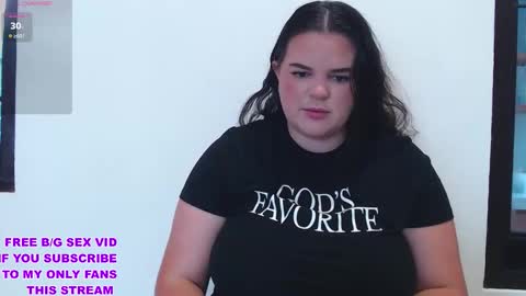 Snapshot of wow_its_kaitlyn chatting on 09-13-25, 07:19 Kaitlyn xx online show from 09-13-25, 07:19