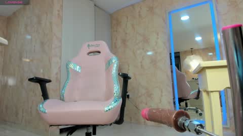 Snapshot of wowana chatting on 01-13-25, 07:00 STREAMING SCHEDULE 2100 - 0530 GMT-5 online show from 01-13-25, 07:00