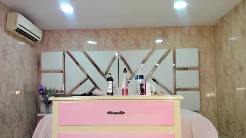 Snapshot of wowana chatting on 03-09-25, 01:25 STREAMING SCHEDULE 2100 - 0530 GMT-5 online show from 03-09-25, 01:25