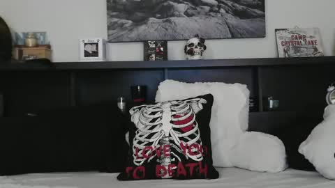 Crystal Lake online show from 01-20-25, 05:37