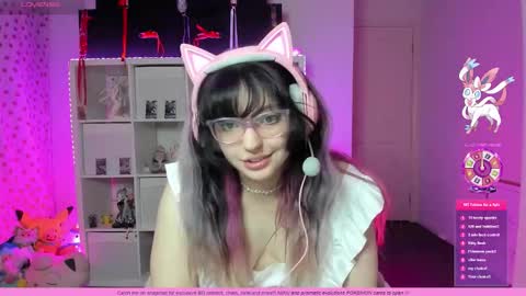 Snapshot of wrenvalentine chatting on 09-29-25, 10:31 Wren Valentine online show from 09-29-25, 10:31