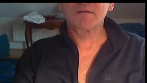 Wuki online show from 02-12-25, 02:32