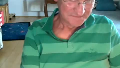 Wuki online show from 06-05-26, 05:18