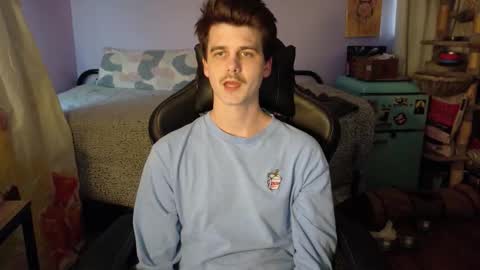 Wyatt online show from 10-19-25, 10:43